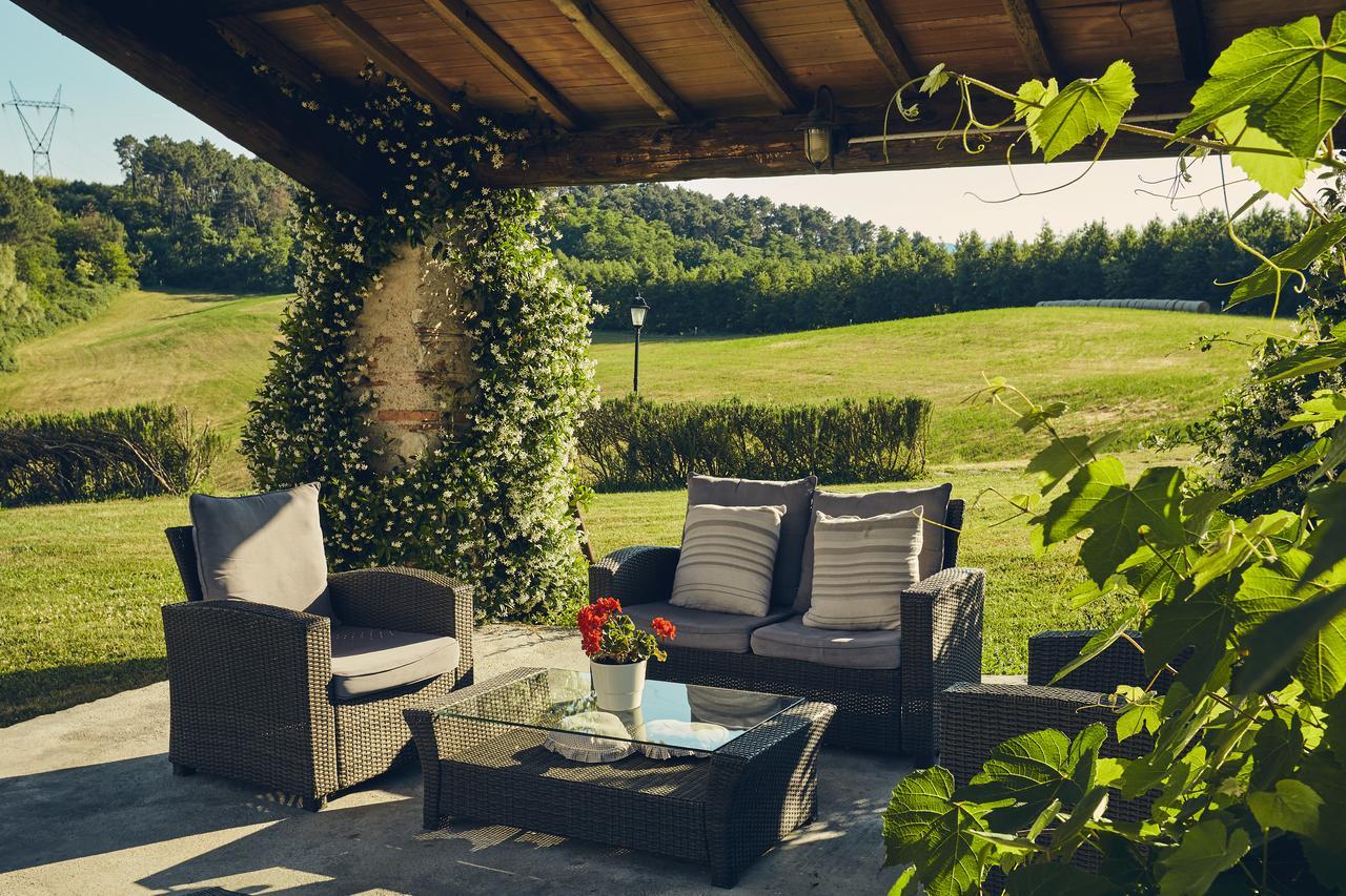 Il Casale Di Santamettole Guest House Barberino di Mugello Bagian luar foto
